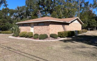 High Springs medical office building at 18635 NW US Highway 441 — front exterior
